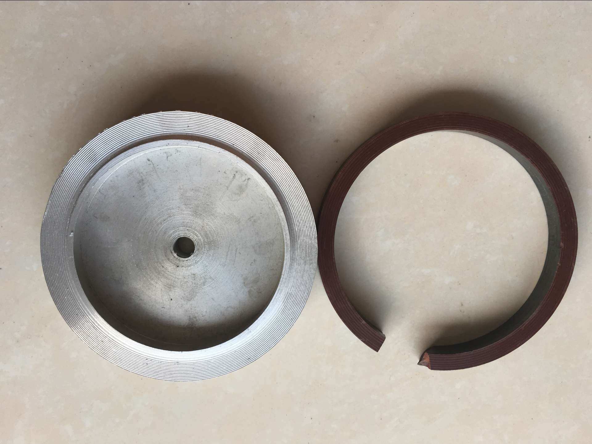 電木和鋁合金粘接,用達(dá)到破壞材質(zhì)不脫膠的金屬專用ab膠！